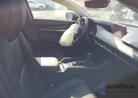 2019 Mazda Mazda3 Select Package z USA, uszkodzony, nr VIN JM1BPBAM1K1132554